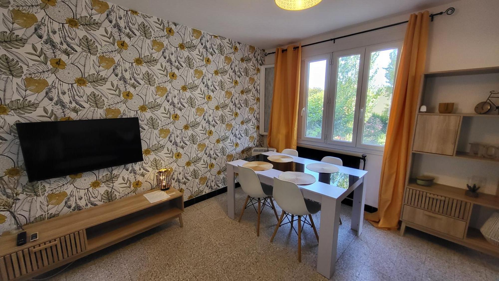 Les Tourterelles D'Avignon 2 Apartment Ngoại thất bức ảnh